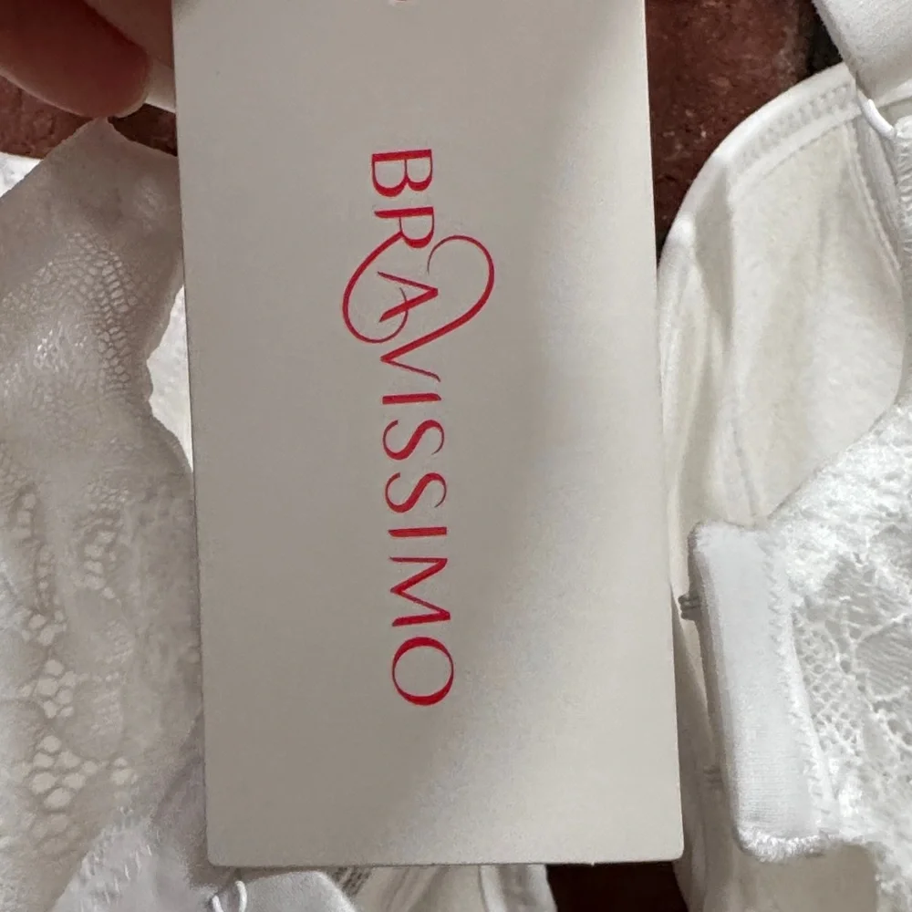 BRAVISSIMO NIYA SMOOTHING BRA - Picture 13 of 15